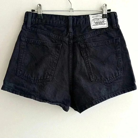 Levi’s Wellthread Collection Ribcage Short, Size 28, Black High-Waisted Shorts - Picture 13 of 16